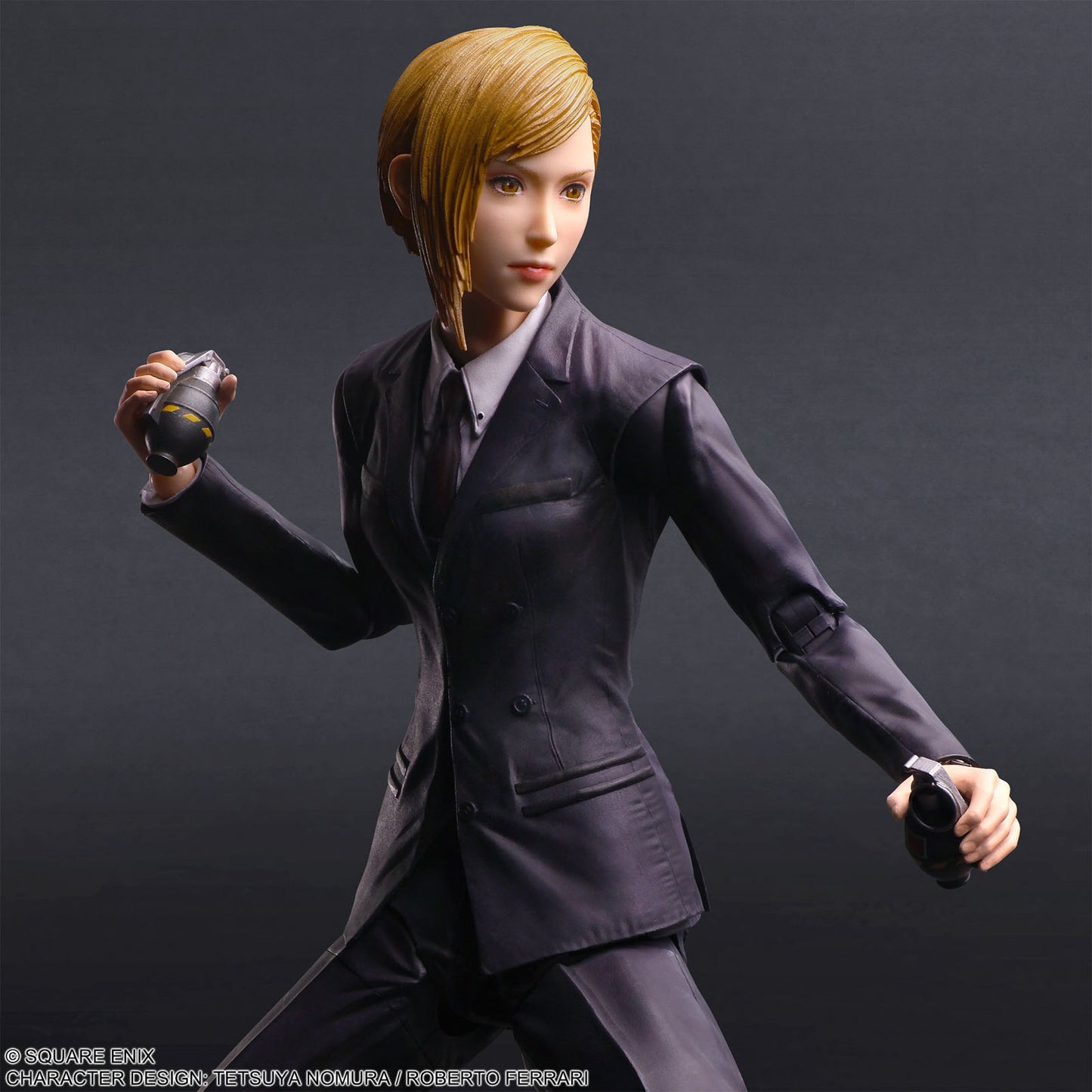FINAL FANTASY VII Rebirth Elena 10in Action Figure PLAY ARTS Kai Square Enix NIB