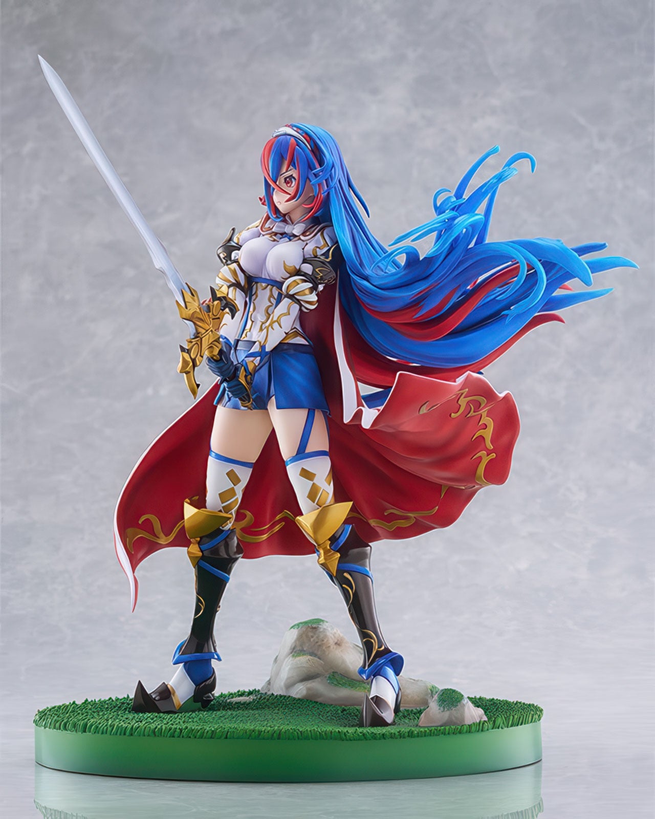 Fire Emblem Engage Alear 10in Figure PVC Statue Intelligent Systems Japan NIB