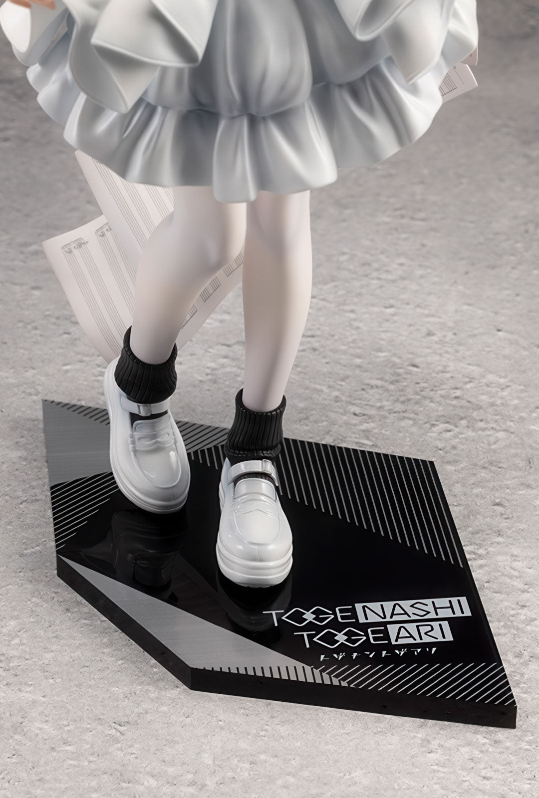 Girls Band Cry Tomo Ebizuka 9in 1/7 Scale Anime Figure PVC Statue Kotobukiya NIB