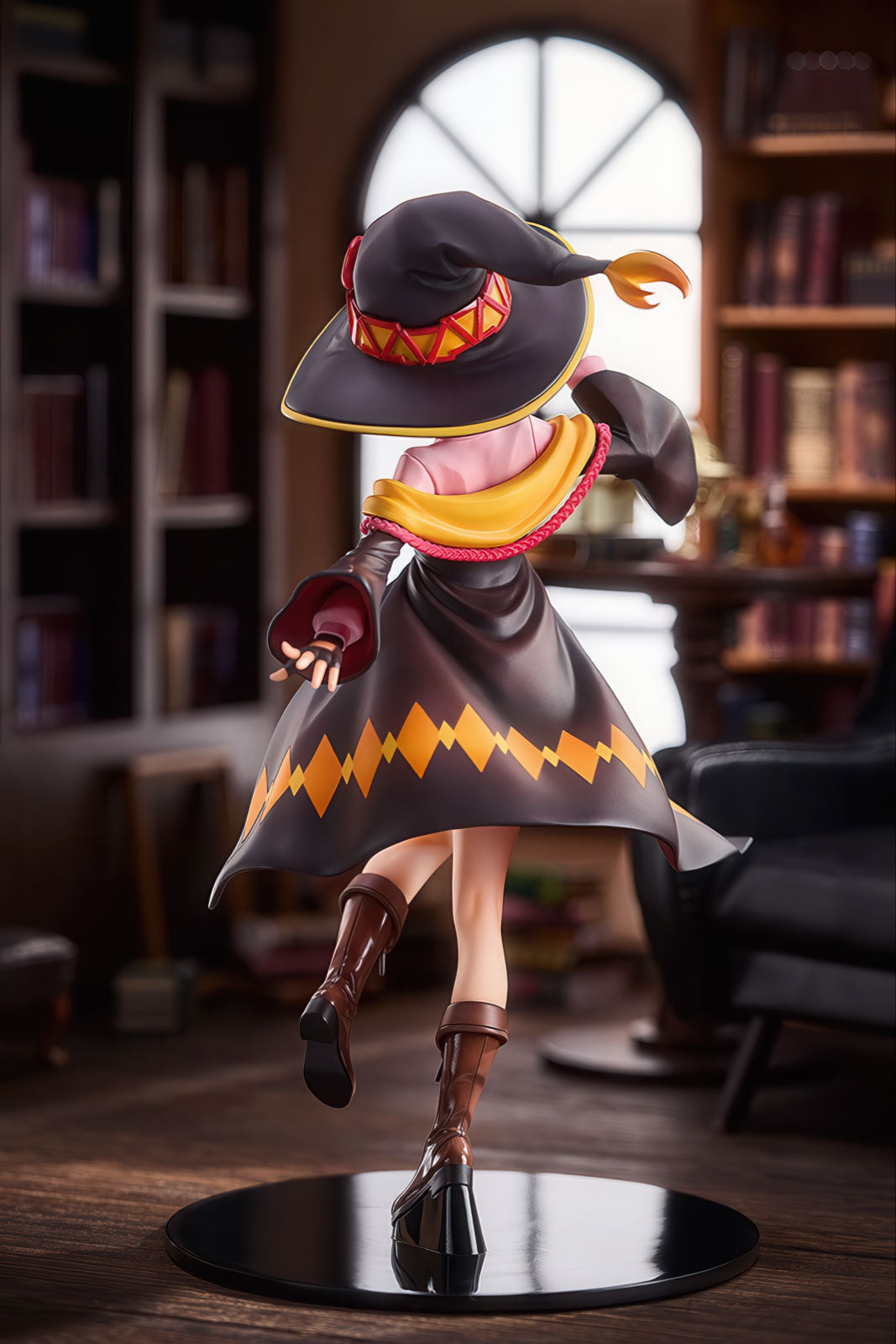 KonoSuba Megumin 9.8in 1/7 Scale Anime Figure PVC Statue Luminous Box NIB
