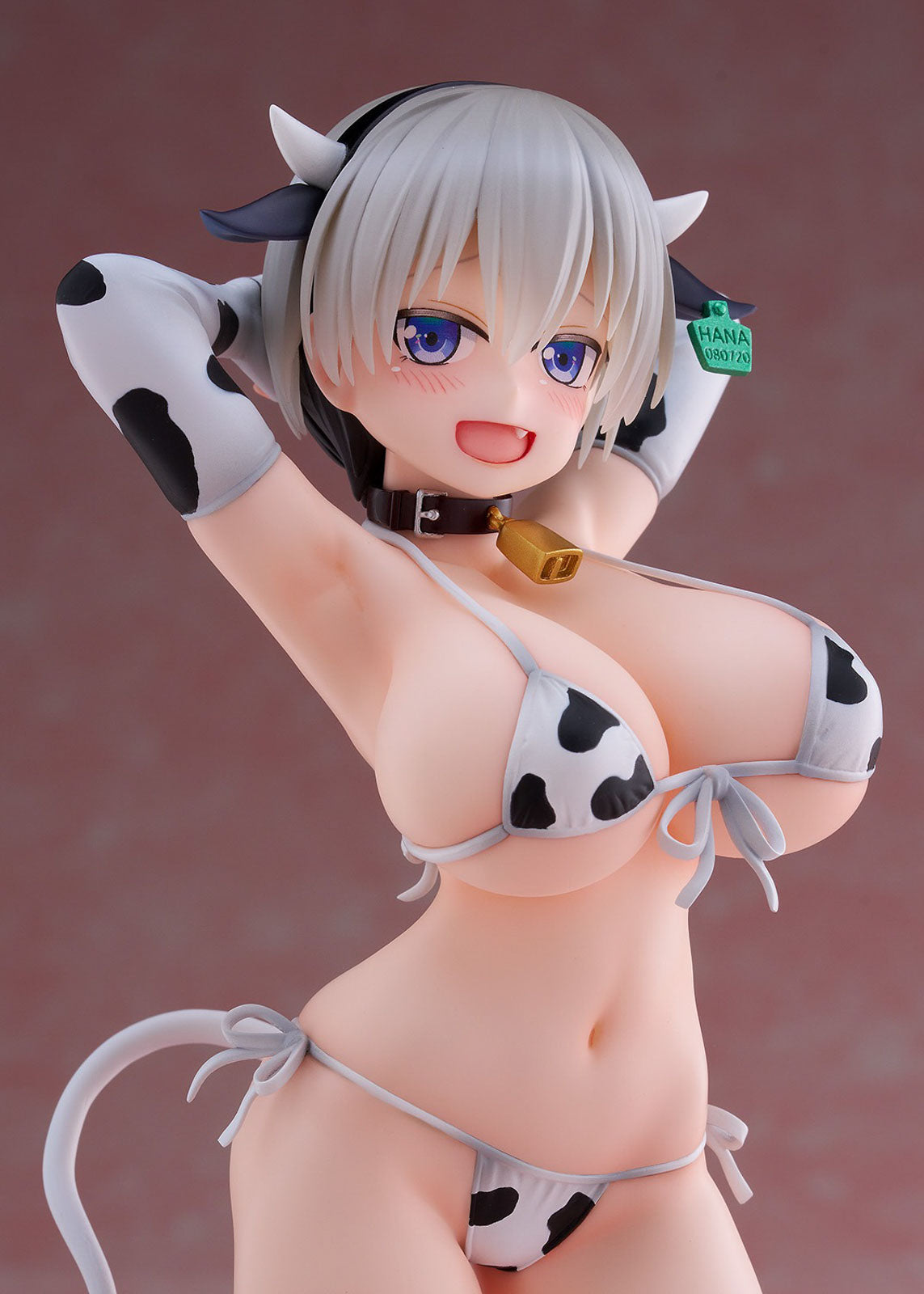 Uzaki-chan Wants to Hang Out Hana 9in 1/7 Scale Anime Figure PVC Statue Wave NIB
