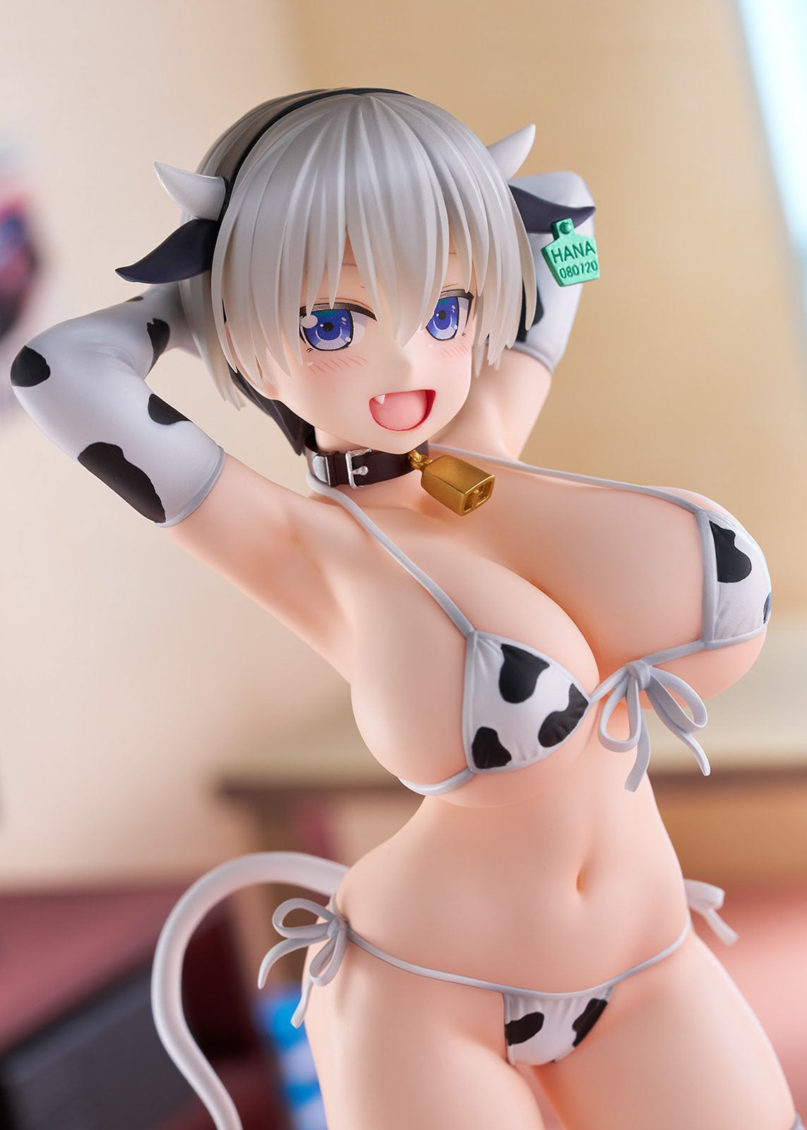Uzaki-chan Wants to Hang Out Hana 9in 1/7 Scale Anime Figure PVC Statue Wave NIB