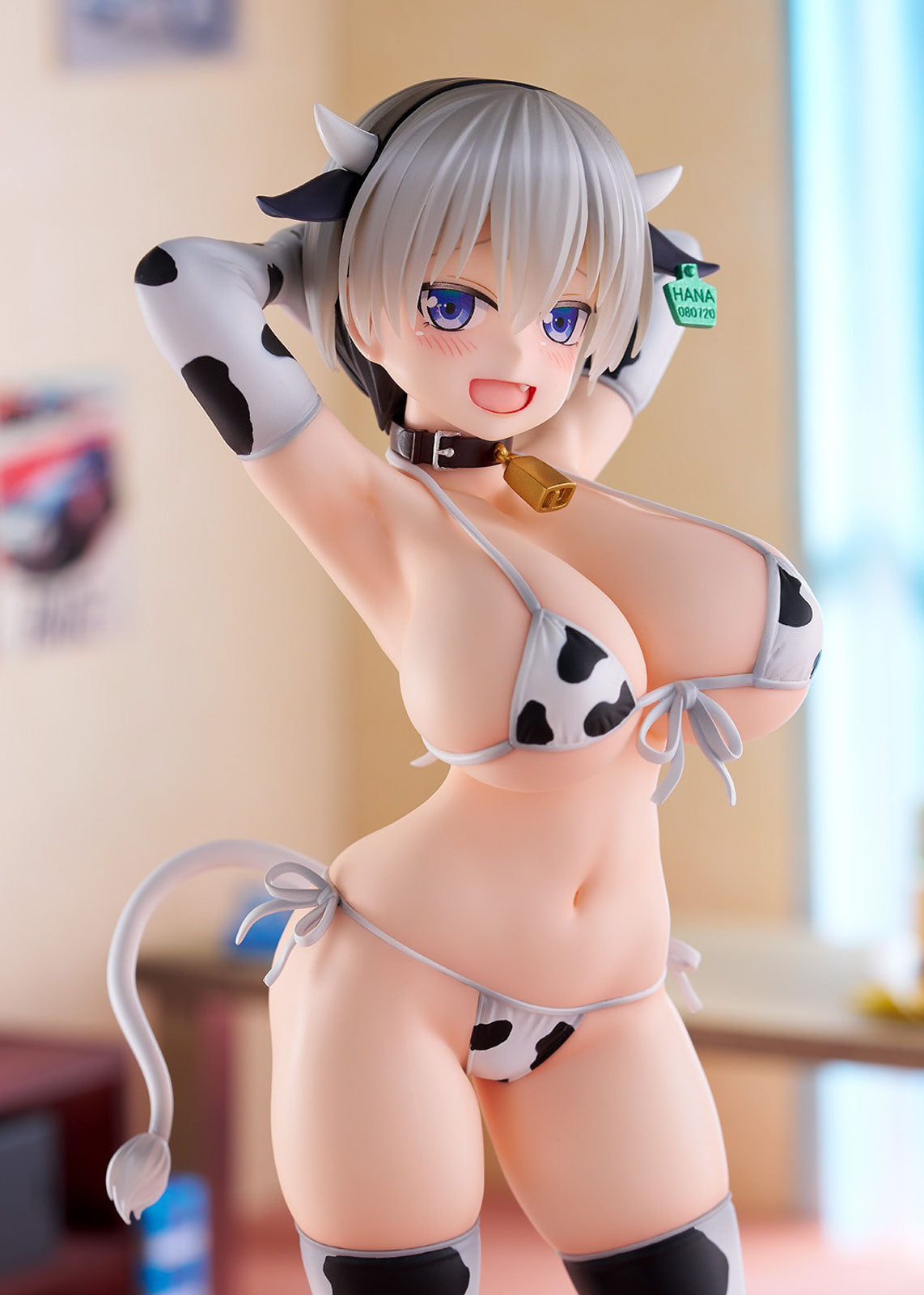 Uzaki-chan Wants to Hang Out Hana 9in 1/7 Scale Anime Figure PVC Statue Wave NIB