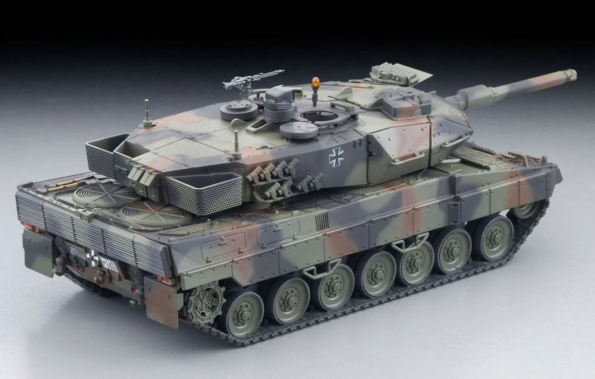 AS005 Leopard 2A5 1/64 Scale Diecast Car Arsenia64 Tomytec NIB