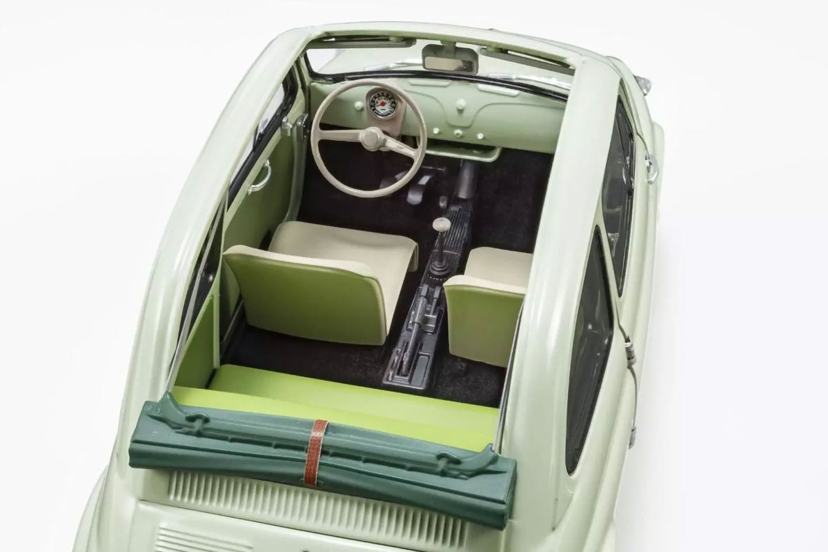 Fiat Nuova 500 Grün Klar 1/18 Modellauto Kyosho Original Neu in OVP