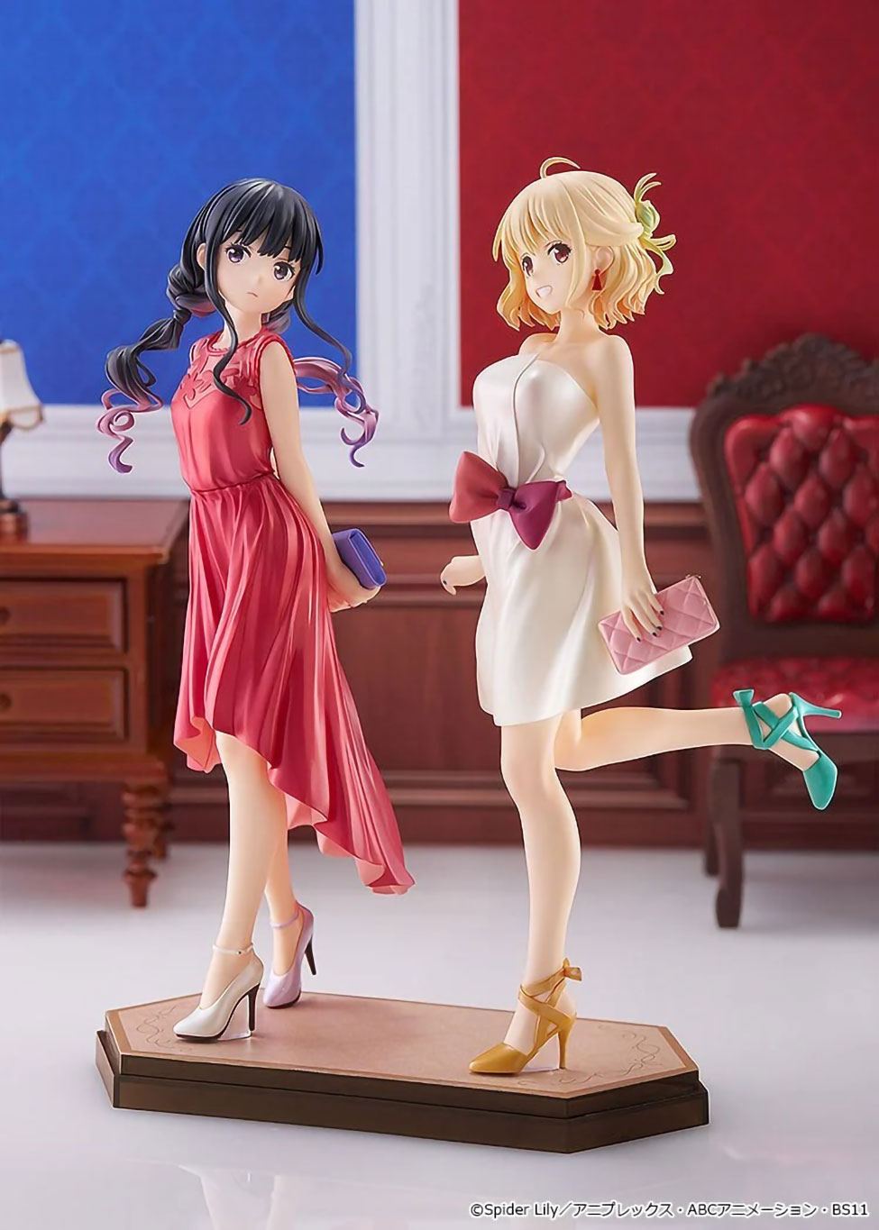 Lycoris Recoil Set of Chisato Takina L Size Anime PVC Figure Figurine Good Smile