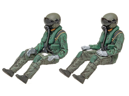 Tornado GR.4 w/Pilot Figure 1/32 Scale Model Kit Tamiya Italeri NIB